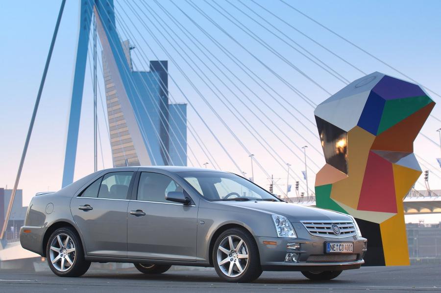  Cadillac STS 2005 года  (фото 83 из 95)